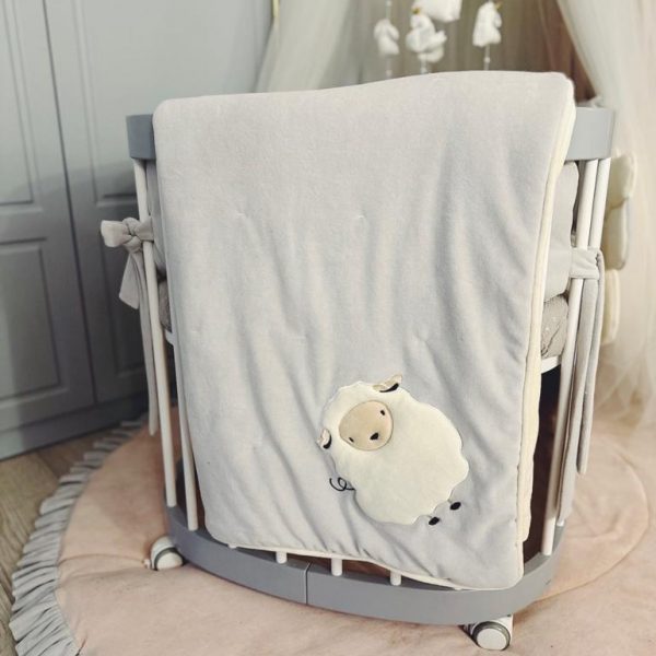 Baby Bettdecke Grau mit Schaf Applikation