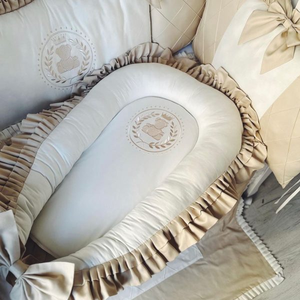 Babynest Beige/Weiß mit 2 Rüschen