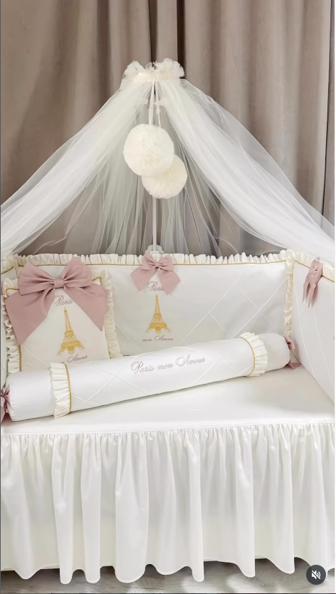 Bettumrandung Naturweiß gesteppt Bettumrandung Naturweiß gesteppt