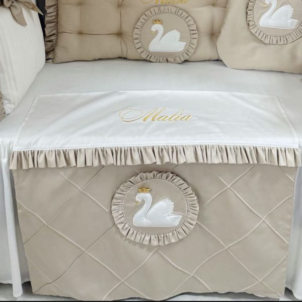 Deckenbezug mit Schwan Applikation in Beige